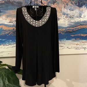 Jewel neck tunic